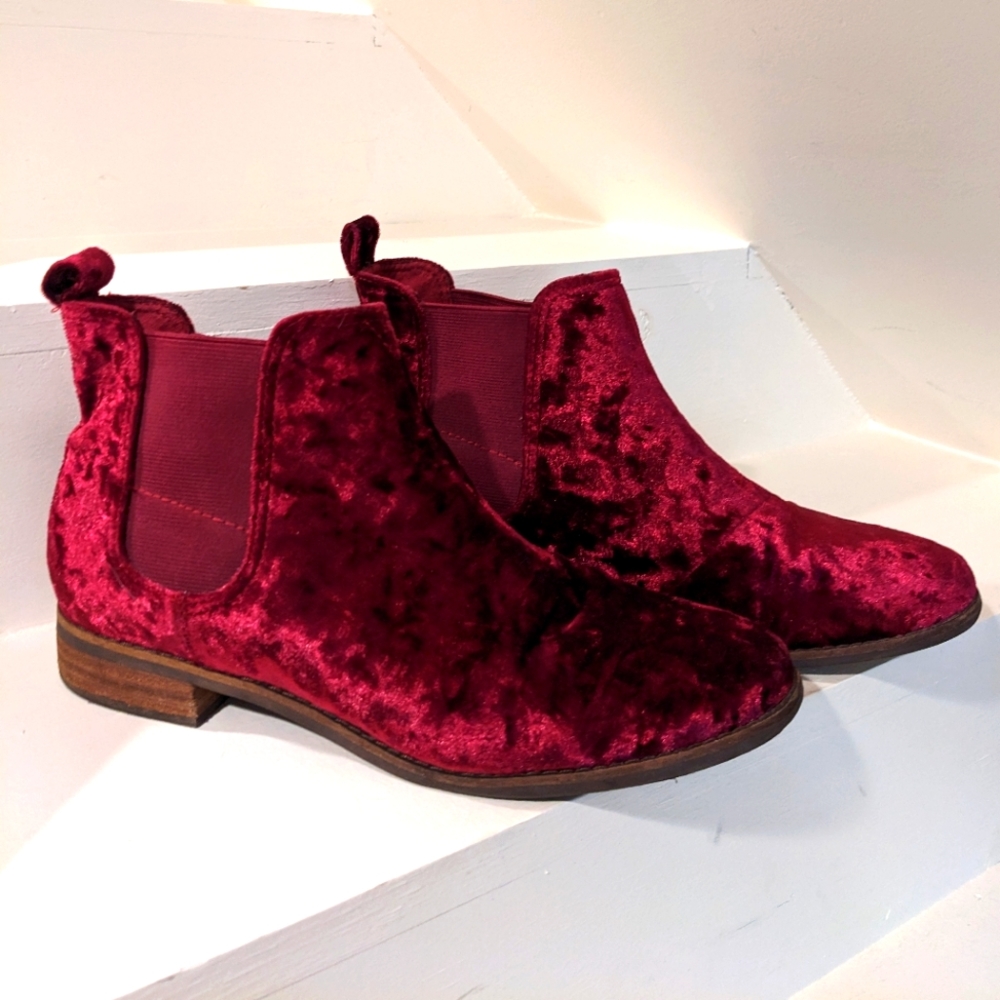 Toms Ella black cherry velvet